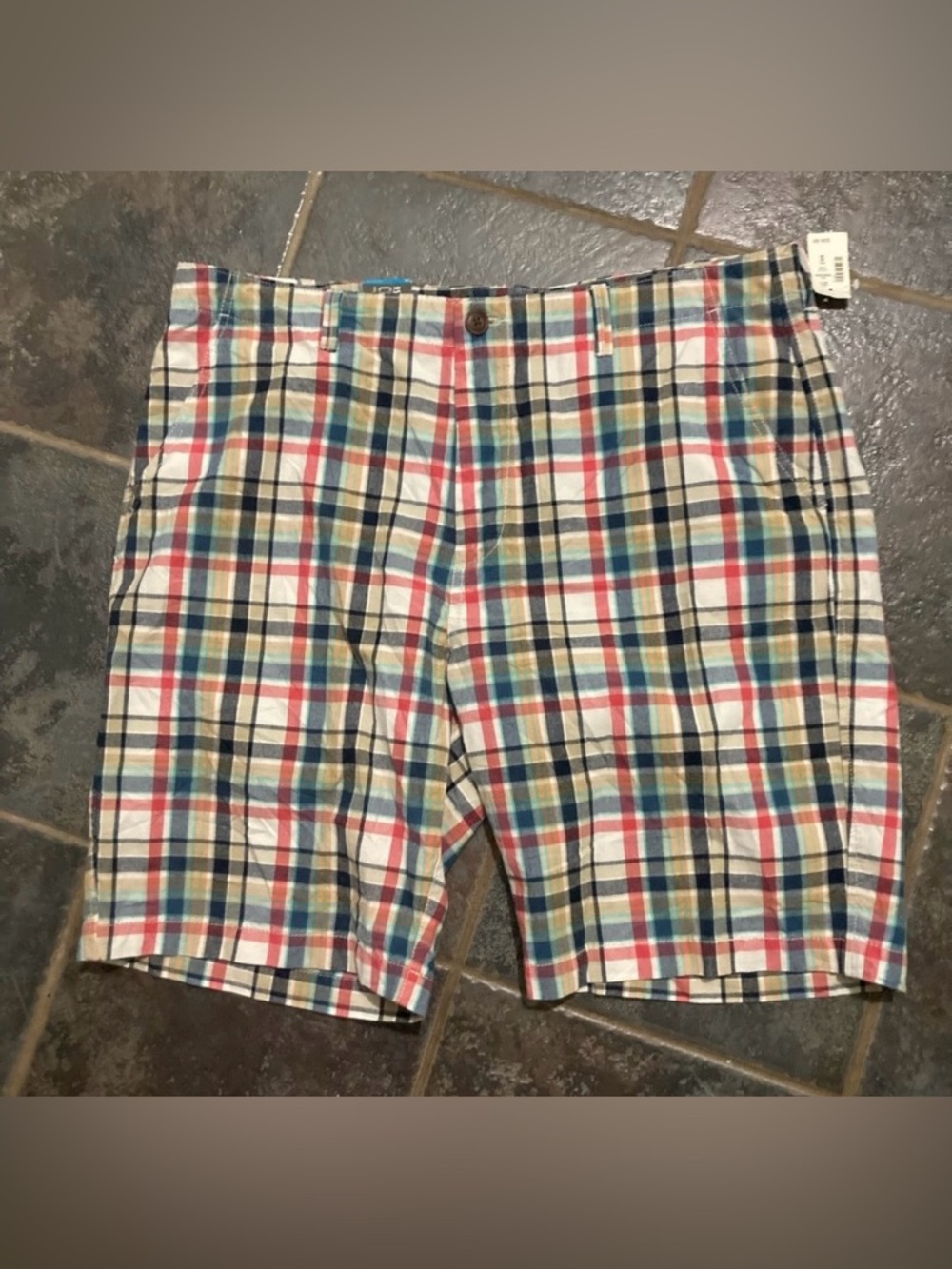 Aeropostale Red and Blue Flat Front Plaid Shorts Men's Size
38